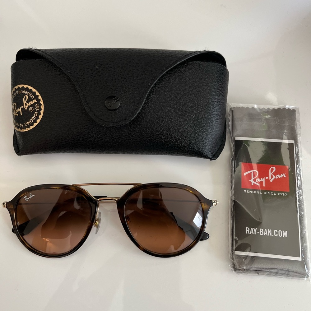 Ray-Ban Aviator Sunglasses